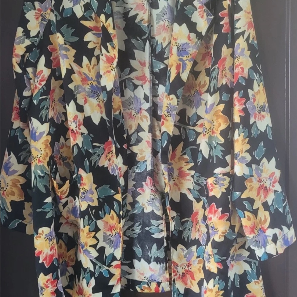 Floral Kimono with Multicolor Design